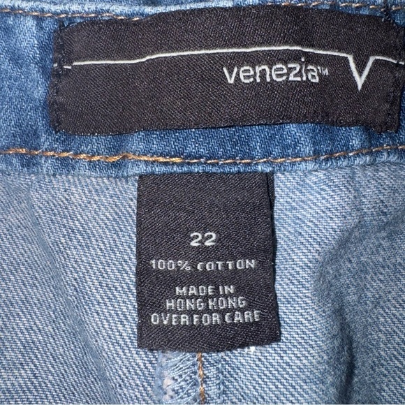 Venezia Women’s Size 22 42x22 Denim Flared Skirt 100% Cotton Med Wash Side Zip - Picture 4 of 7